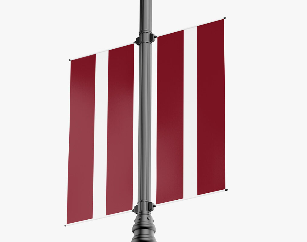 Вертикальный флаг для городской среды