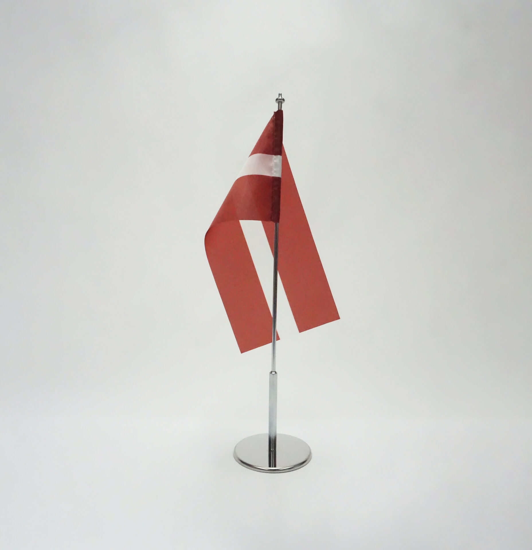 Latvijas valsts karogs - galda karodziņš